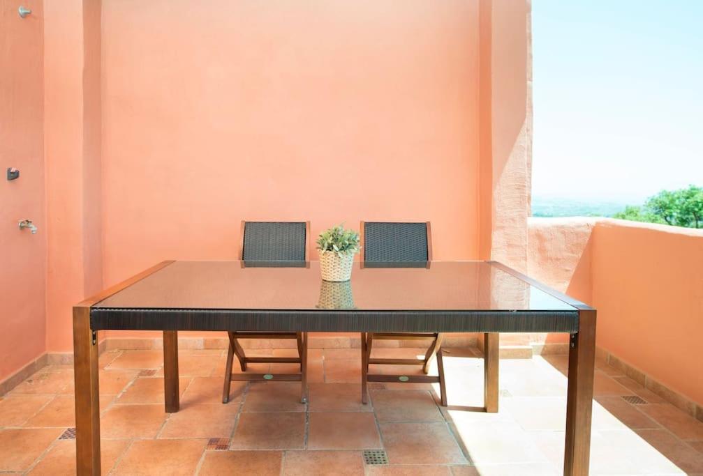 Luxury Apartment With Sea Views, Golf, Gym, Spa, 7 Pools Охен Экстерьер фото